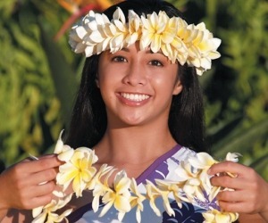 Airport Lei Greeting